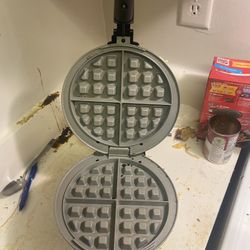 Waffle maker