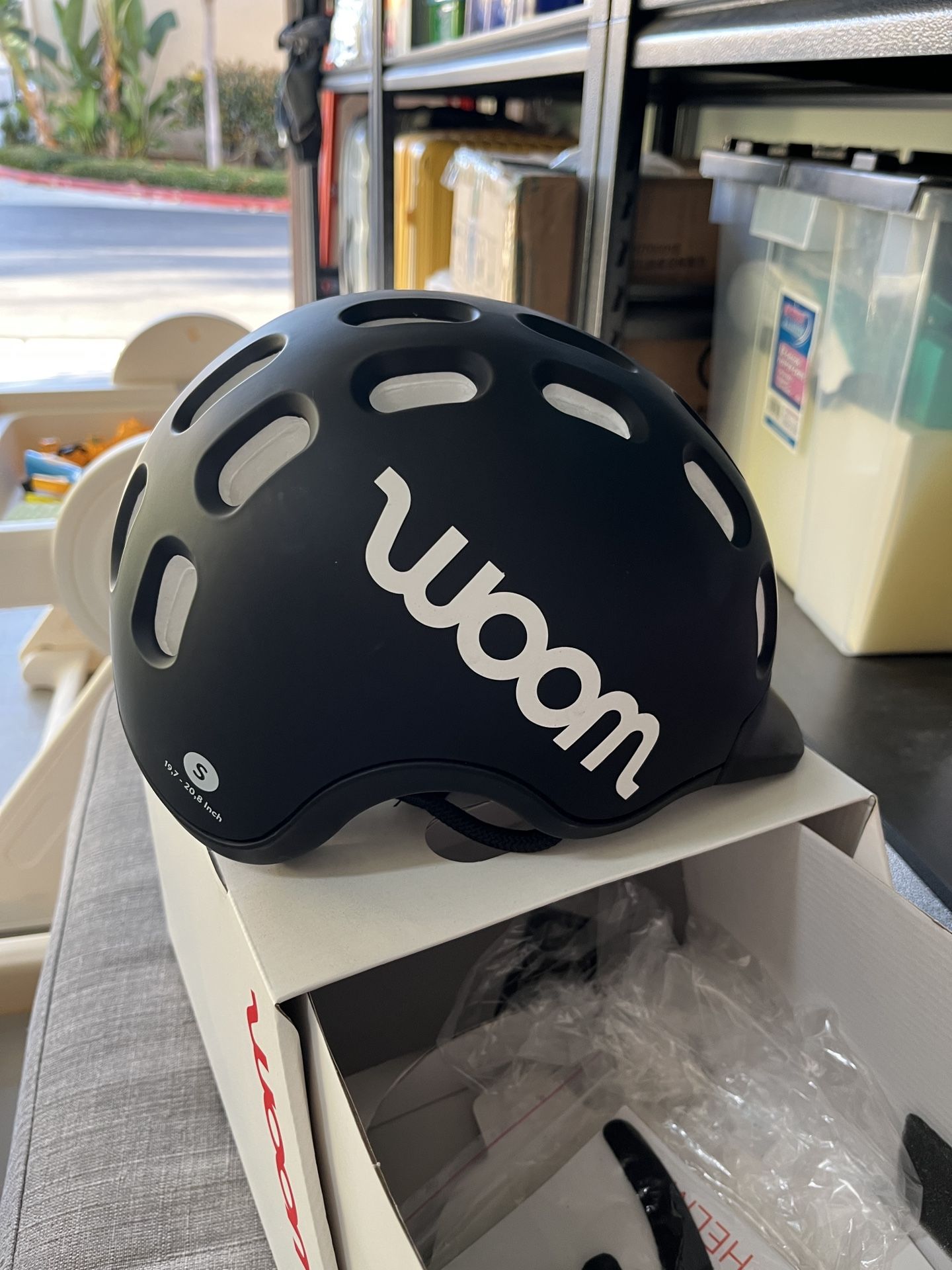 Like New woom Kids’ Bike Helmet - Black (Size S)