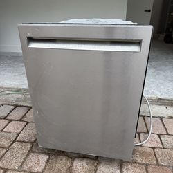 Kitchenaid dishwasher for sale!