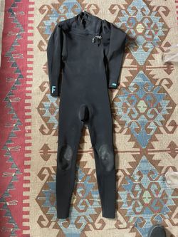 Feral Wetsuit 3/2 Medium Tall