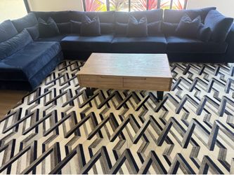 🛋️ Luxury Custom Velvet Sectional Sofa – Dual Chaise & 9x14 custom cowhide rug - Excellent condition!