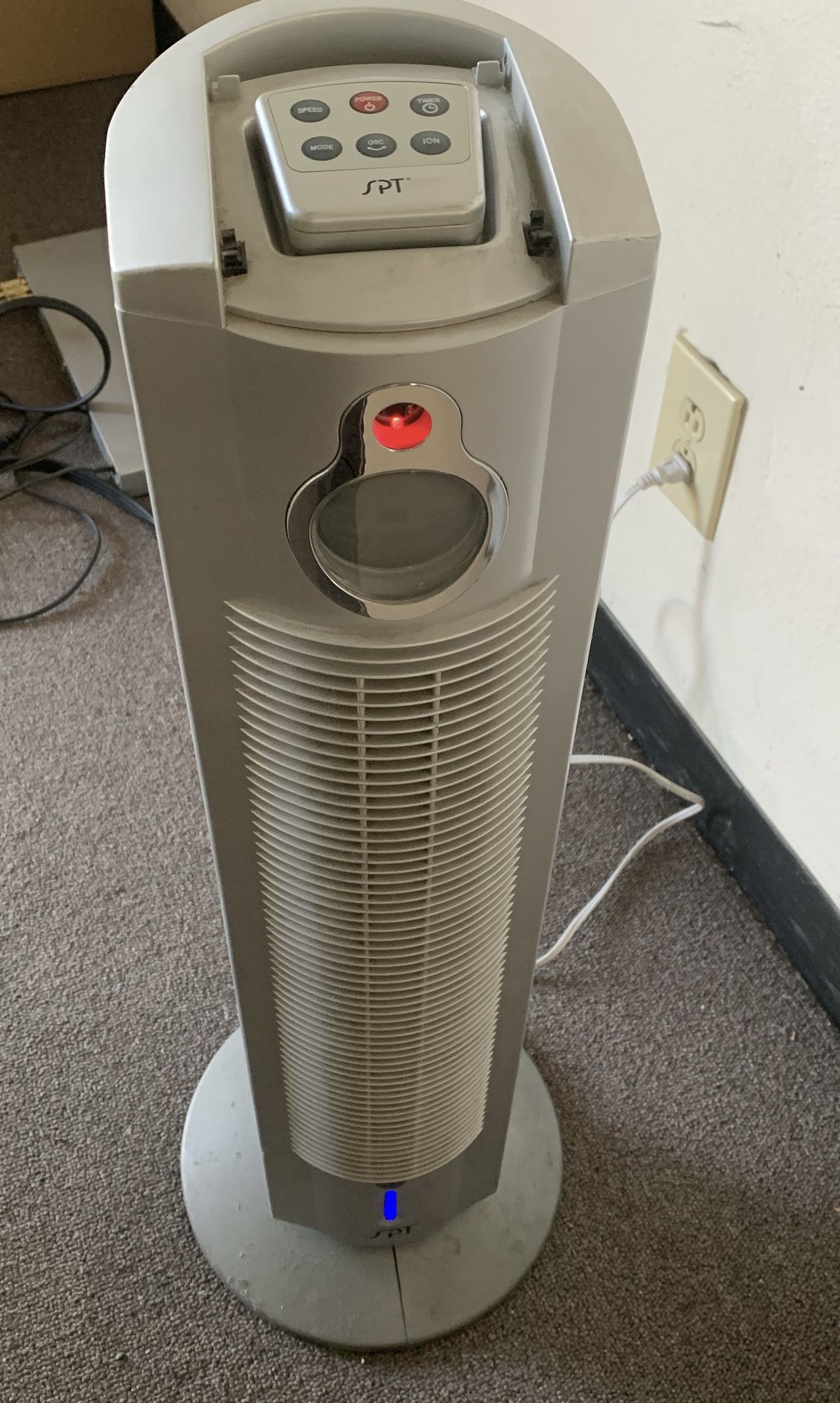 Tower Fan With Remote 3-speed With Ion Air Timer 