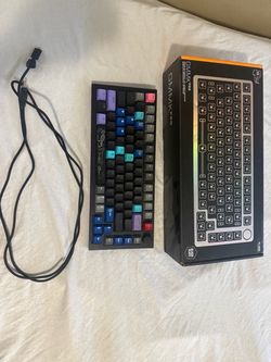 GMMKPRO KEYBOARD/ 240hz monitor