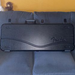 The Luxe Fender Molded Case For Fender Electric Guitar