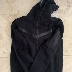 Nike Tech