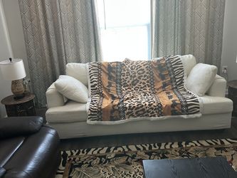 bundle furniture sale all must go, good clean conditions items 1 yr old