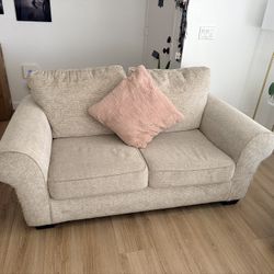 Sofas And Loveseat With Bed In Size Queen 
