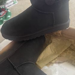 Brand New Women’s UGG Boot