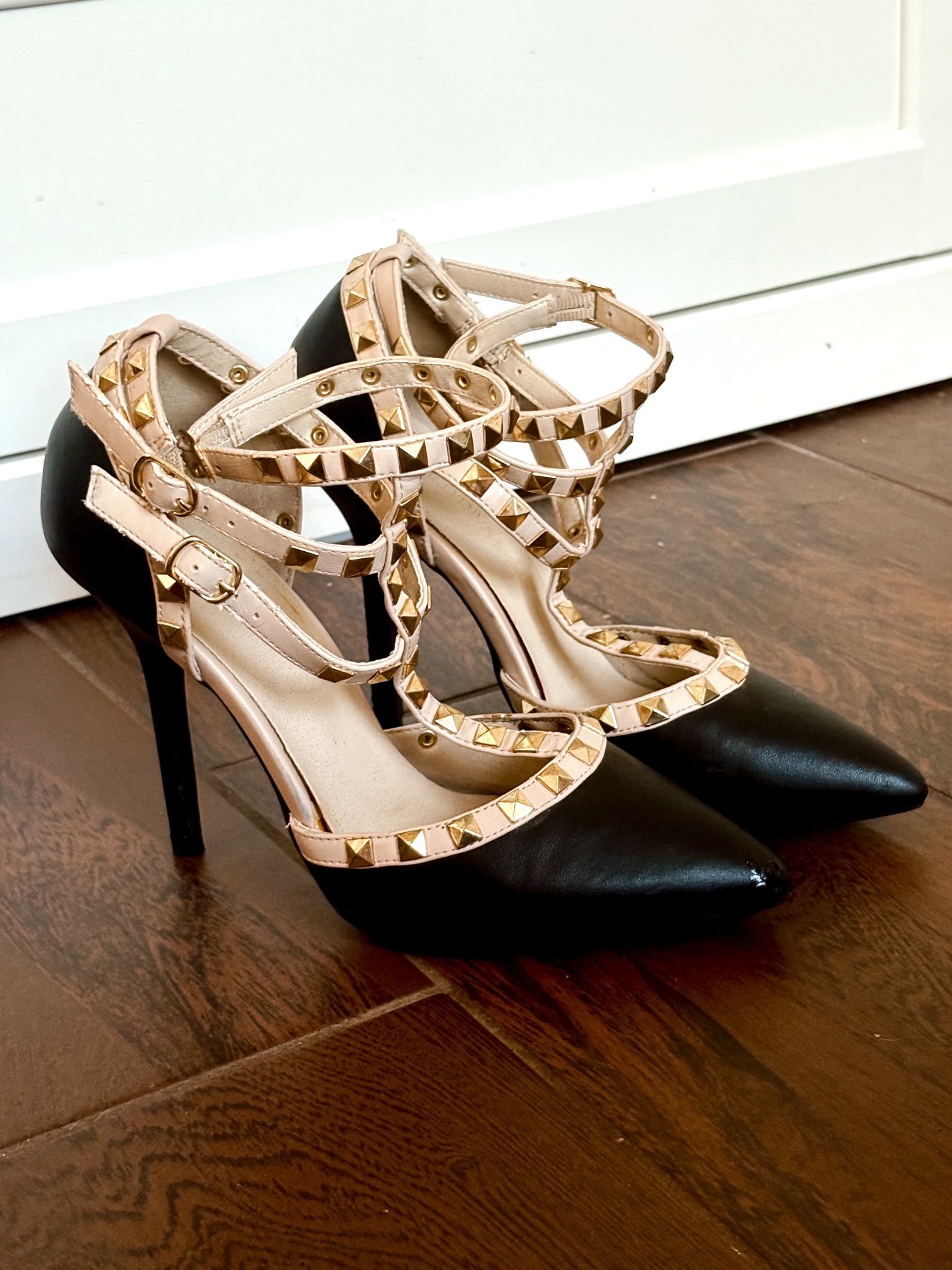 WILD DIVA - US Sizes 7 - 7.5, Black and Cream Colored Studded Stiletto Faux Leather Heels