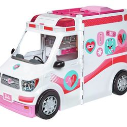 Playset Emergency Vehicle Care Clinic.