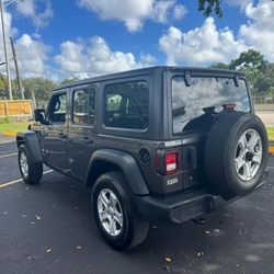 Jeep Sahara Year 2020