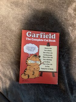 Vintage 1981 Garfield The Complete Cat Book.