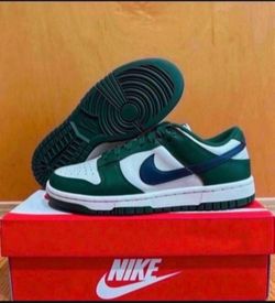 Nike Dunk Low Retro Gorge Green Midnight Navy Womens Size 7 Brand New