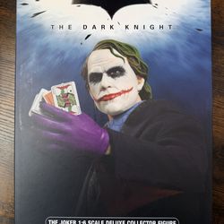 Dark Knight – The Joker 1:6 Scale Deluxe Collector Figure