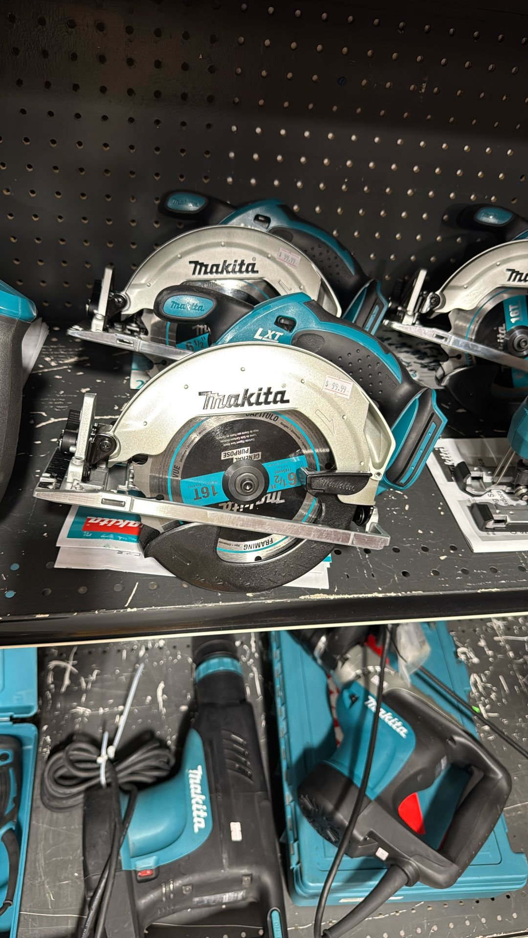 Makita 18v 6-1/2" Right Hand Circular Saw $99.99 Each