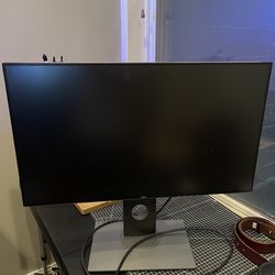 Dell Monitor 27.5 inch