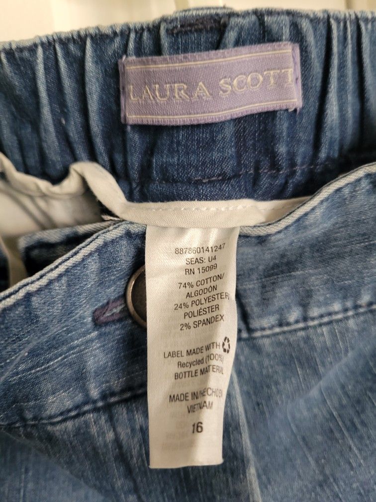 Ladies Capris Jeans Size16 By Laura Scott