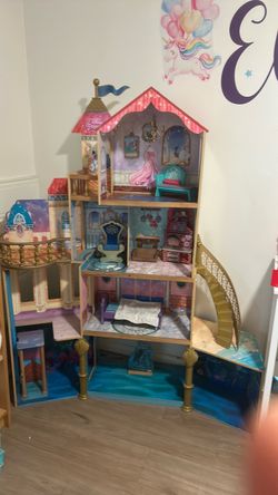 Little mermaid mansion