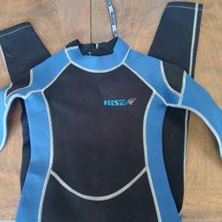 Hisea Scuba Donkey Wetsuit Size 6 