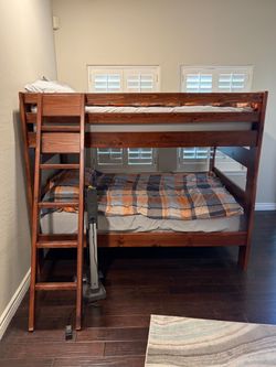 Queen Bunk bed
