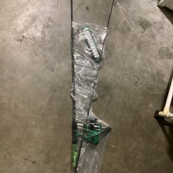 Lunkerhunt Sublime Spinning Combo 6ft 8 in, Medium Power  Pick Up Only In Apple Valley 