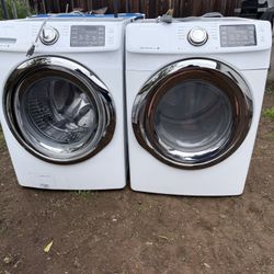 SAMSUNG WASHER AND ELECTRIC DRYER SET