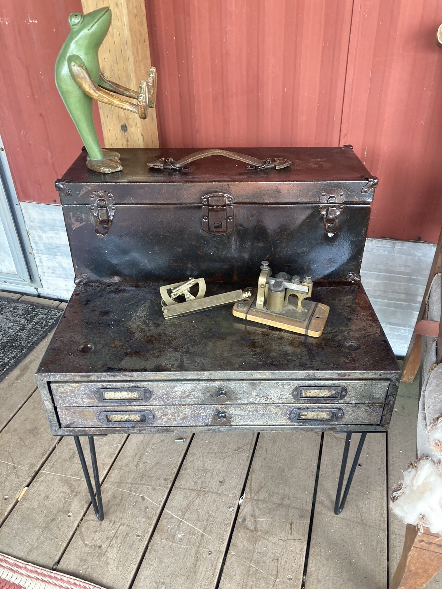 Upcycle Indusrtrial End Table