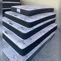 Cal king size mattress/ Colchón