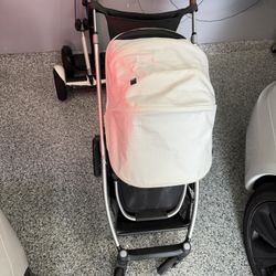 Uppababy cruz V2