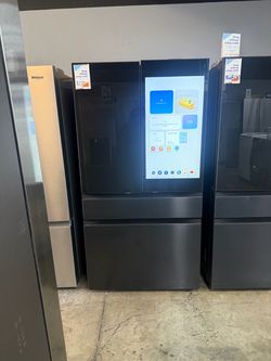 SAMSUNG BESPOKE AI FAMILY HUB MATTE BLACK FOUR DOOR REFRIGERATOR WITH AUTO OPEN DOORS 🔥