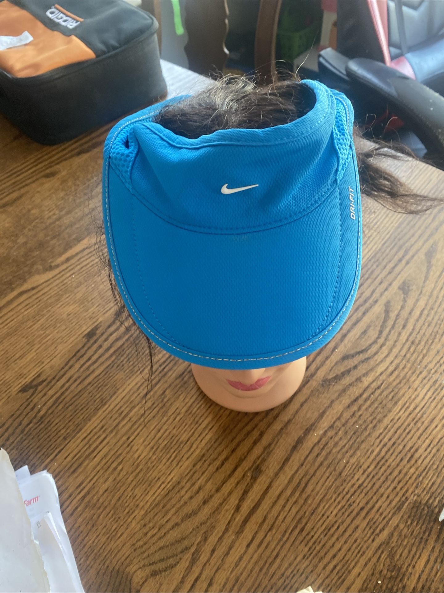 Nike Strapeback Featherlight Daybreak Fri-fit Blue Athletic Golf Hat Adj