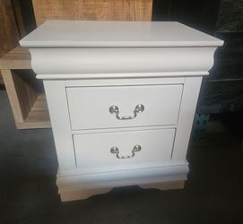 Classic design nightstands