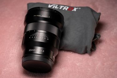 VILTROX 85mm F1.8 Lens Full Frame Manual Focus Medium Telephoto Portrait Prime Lens for Sony E Mount A9 A7R3 A7R2 A7M3 A7M2 A7S2 A6500 A6300 A6000,