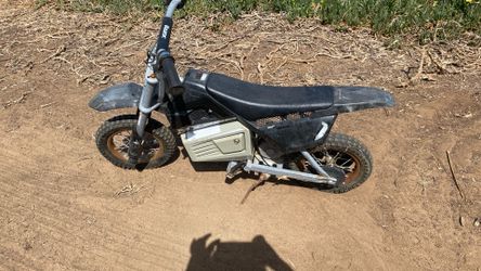 Razor electric bike