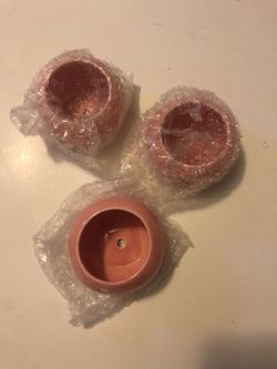 Small ceramic planters