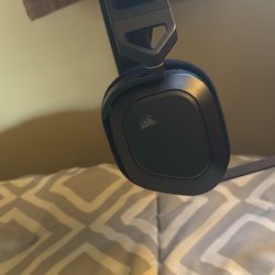 Corsair HS 80 Gaming Headphones