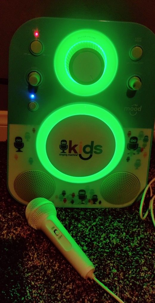 Karaoke Machine, Bluetooth Capadible, Includes Microphone