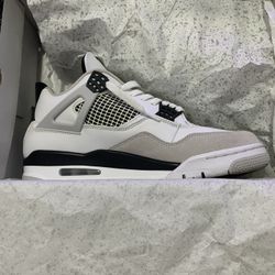 Jordan Retro Military Black 4