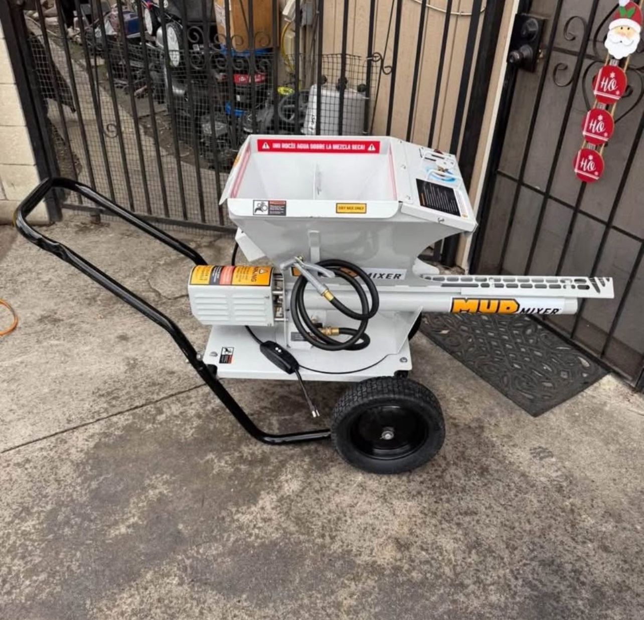 MUDMIXER Continuous Feed Portable Electric Concrete, Cement and Mortar Mixer
