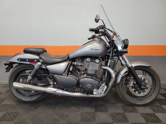 2013 Triumph Thunderbird