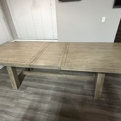 Dining table and Chairs 
