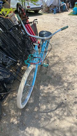 Kent cruiser Bicycle 26 inch wheels hold air