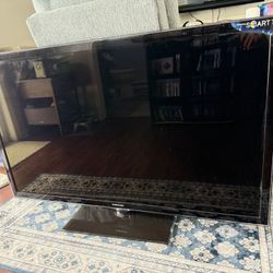 Samsung 55” TV UN55D6000 Internet-ready 1080p LED-LCD HDTV w/ Controller and Cables 