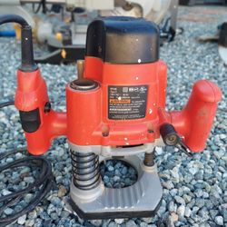 Black & Decker Corded Electric Plunge  Router1 3/4 HP RP200