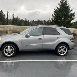 Mercedes-Benz wheels with Michelin X ice winter snow tires.