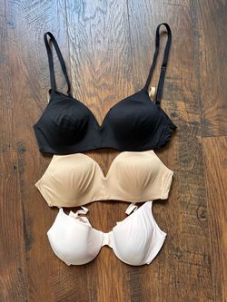Lot of 3 CK T-Shirt Bras – Black, Nude, White Size S