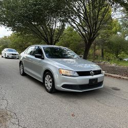 2014 VW Jetta Sport! Clean Title!