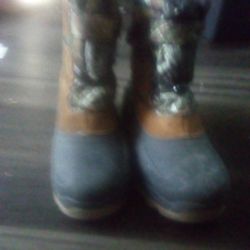 Winter Boots Brown With A Little Camouflage Size 12 