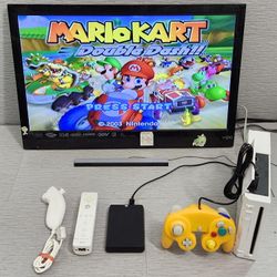 Nintendo Wii GameCube Compatible With Controllers 