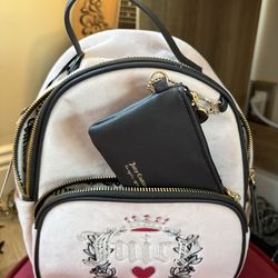 juicy couture light pink backpack